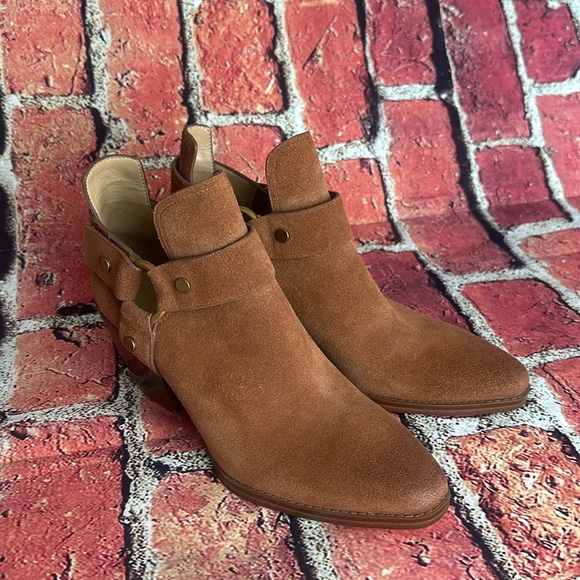 Michael Kors women’s brown Pamela suede Booties size 8 M - Picture 1 of 16